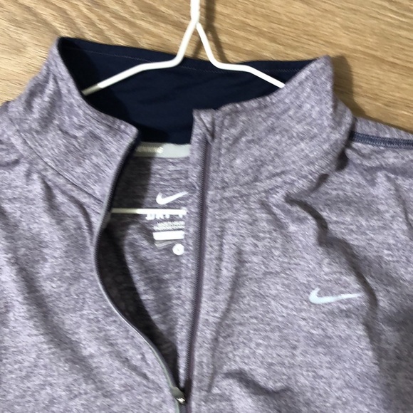 Nike Activewear Dri-fit 1/4 zip top -worn only twice - womens L   mauve grey - Picture 7 of 8